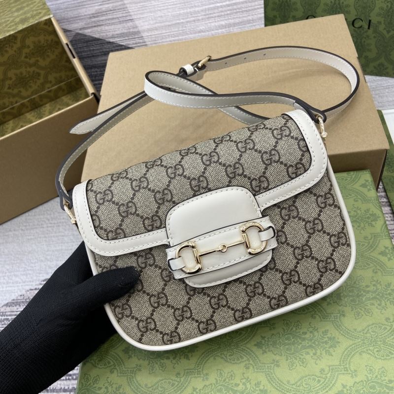Gvc*1 horsebit bags